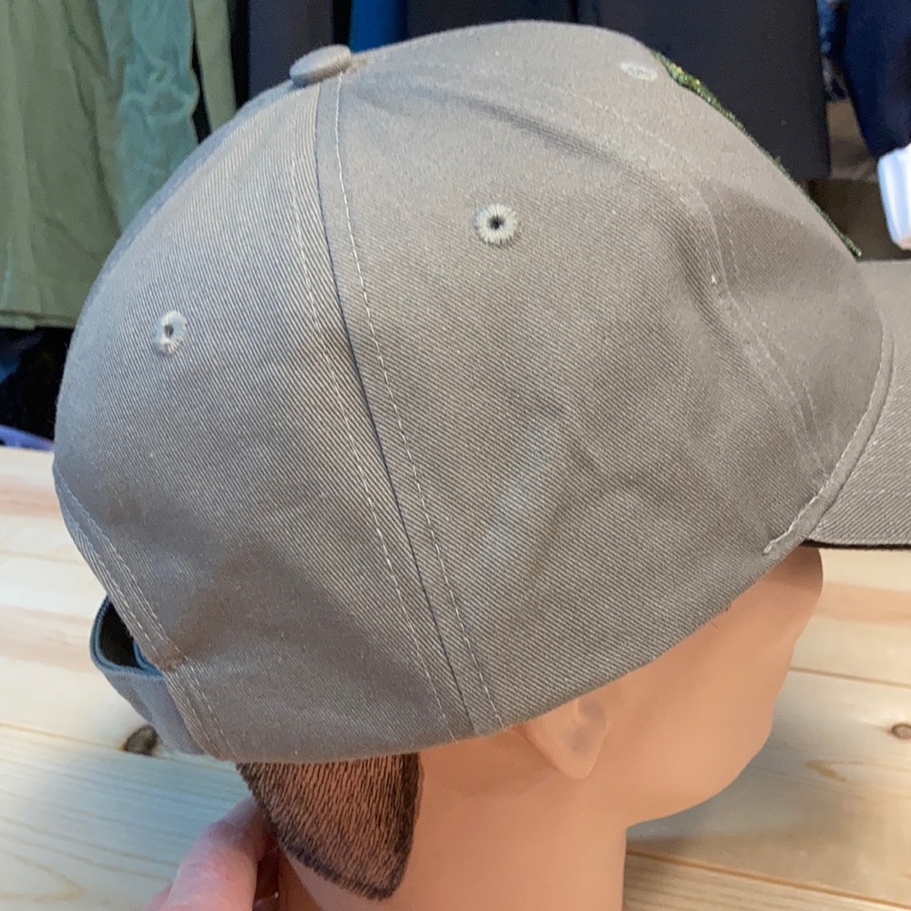 You could look as good as Tim w/this hat! - Picture 4 of 8